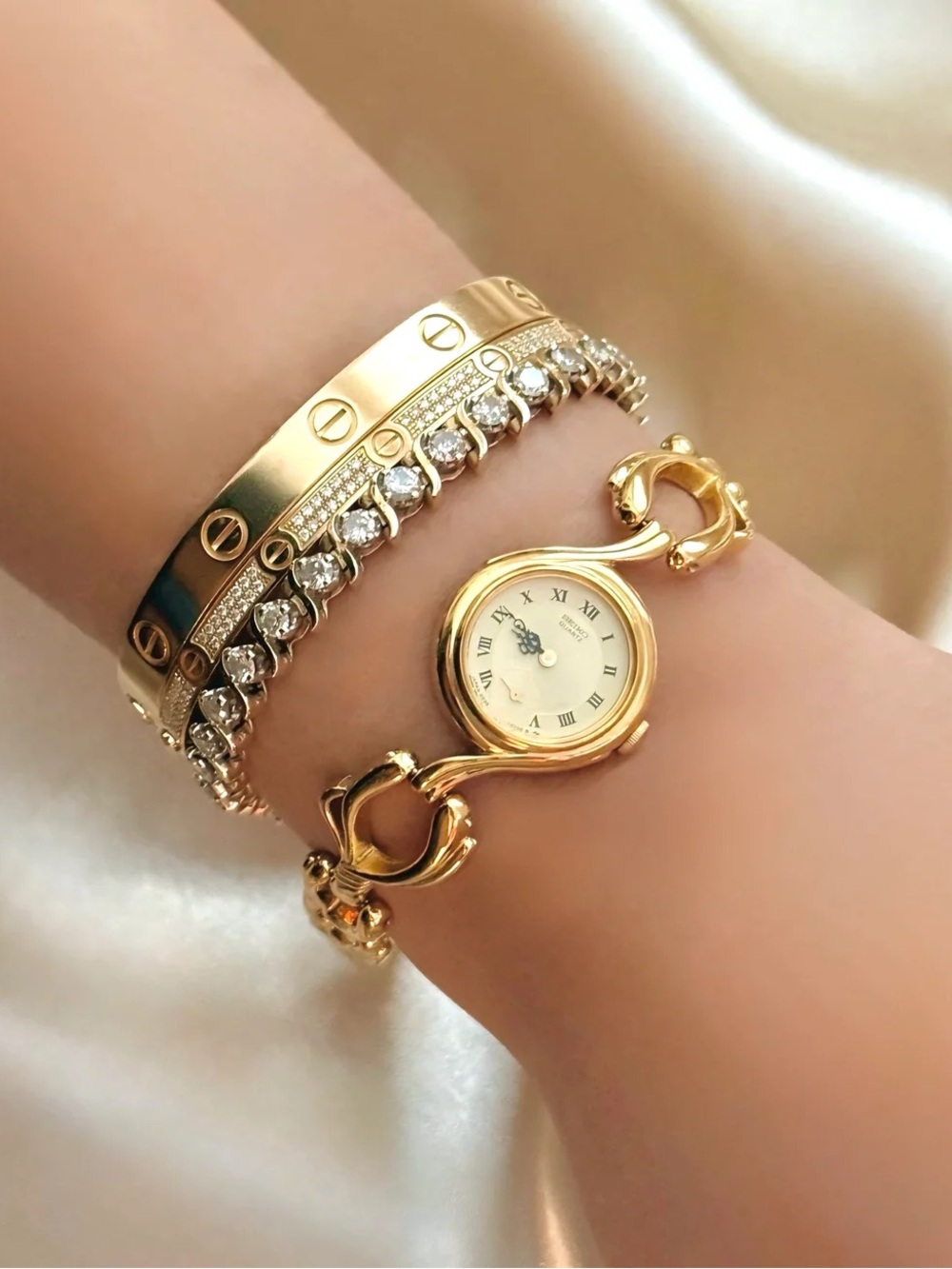 AUTHENTIC RARE VINTAGE SEIKO GOLD WATCH